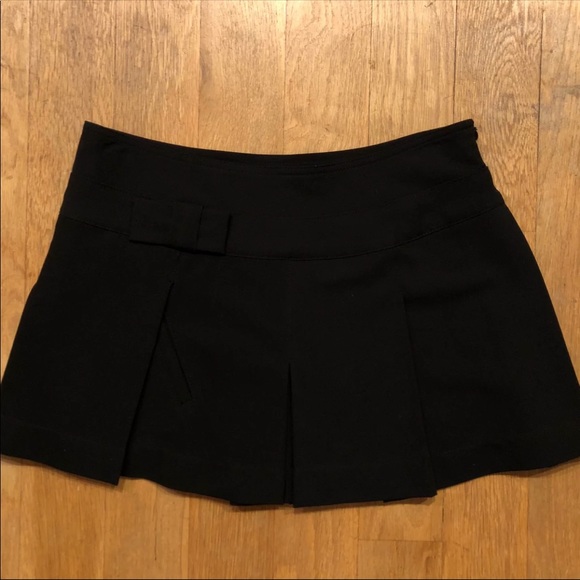 Guess pleated skirt - Picture 4 of 6